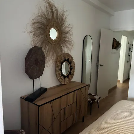 Albir Adventino アパート *